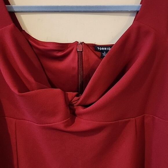 Beautiful Torrid dress Size perfect condition - Picture 3 of 6
